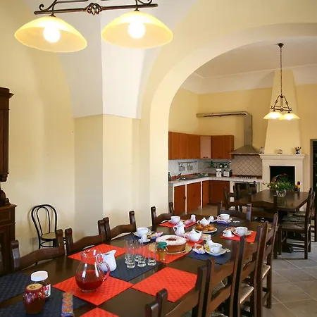 فندق مبيت وإفطار Casale Spisari