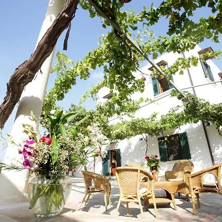 Casale Spisari 3*