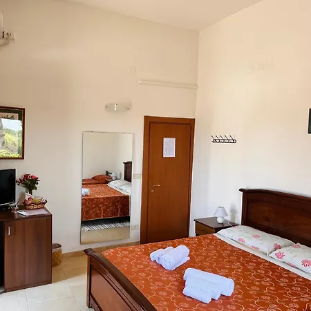 فندق مبيت وإفطار Casale Spisari