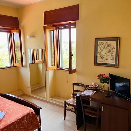 לינה וארוחת בוקר Casale Spisari